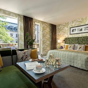 Deluxe Garden View Terrace